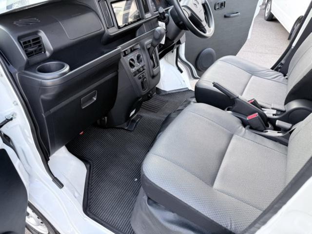 ハイゼットカーゴ スペシャル ハイルーフ/オートマ車/ナビ&TV/バックカメラ/ETC/エアコン/パワーステアリング/フロアマット/車検整備付き(20枚目)