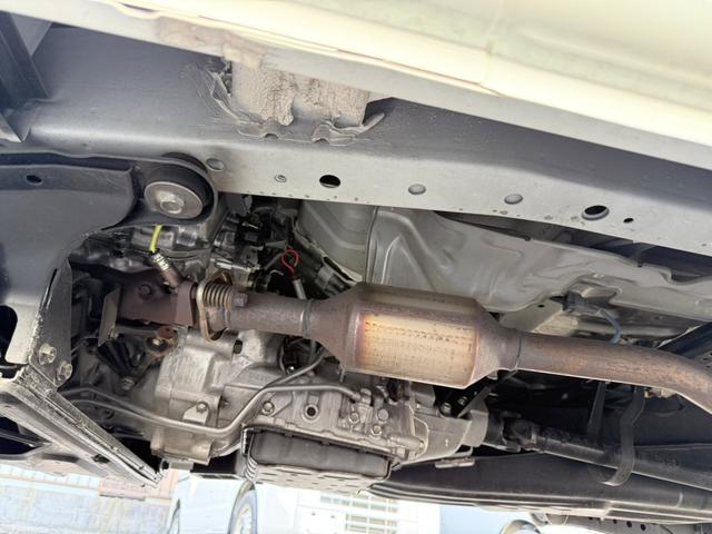 ハイゼットカーゴ スペシャル ハイルーフ/オートマ車/ナビ&TV/バックカメラ/ETC/エアコン/パワーステアリング/フロアマット/車検整備付き(27枚目)