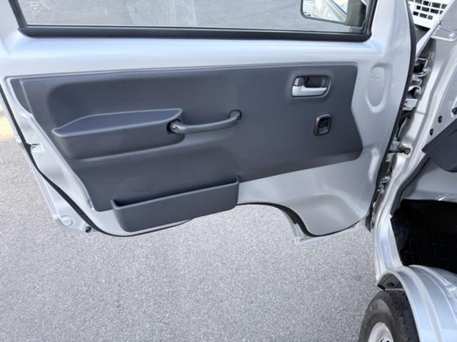 キャリイトラック KCスペシャル 3方開/オートマ車/車線逸脱警報/セーフティセンス/衝突軽減ブレーキ/パワーウィンドー/キーレス/フロアマット/車検整備付き(15枚目)