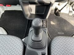キャリイトラック ＫＣエアコン　パワステ　パートタイム４ＷＤ　５速マニュアル　衝突被害軽減ブレーキ 0801094A30241018W002 7