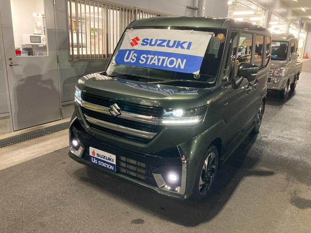 スペーシアカスタム カスタム　ＨＹＢＲＩＤ　ＸＳターボ　両側電動スライドドア　１５インチアルミ　オートライト　プッシュスタート　ステアリングヒーター　シートヒーター　オートエアコン　衝突被害軽減システム　アイドリングストップ　横滑り防止機能　衝突安全ボディ　盗難防止システム（2枚目）