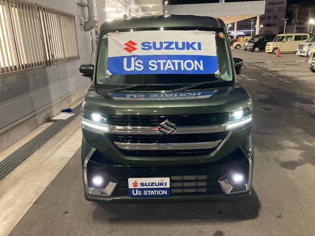 スペーシアカスタム カスタム　ＨＹＢＲＩＤ　ＸＳターボ　両側電動スライドドア　１５インチアルミ　オートライト　プッシュスタート　ステアリングヒーター　シートヒーター　オートエアコン　衝突被害軽減システム　アイドリングストップ　横滑り防止機能　衝突安全ボディ　盗難防止システム（3枚目）