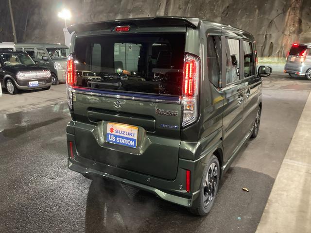 スペーシアカスタム カスタム　ＨＹＢＲＩＤ　ＸＳターボ　両側電動スライドドア　１５インチアルミ　オートライト　プッシュスタート　ステアリングヒーター　シートヒーター　オートエアコン　衝突被害軽減システム　アイドリングストップ　横滑り防止機能　衝突安全ボディ　盗難防止システム（5枚目）