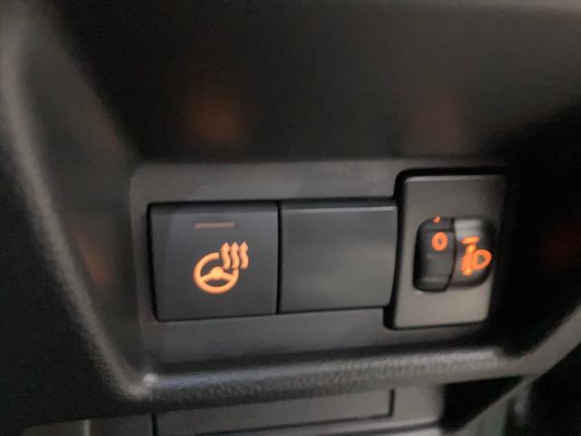 スペーシアカスタム カスタム　ＨＹＢＲＩＤ　ＸＳターボ　両側電動スライドドア　１５インチアルミ　オートライト　プッシュスタート　ステアリングヒーター　シートヒーター　オートエアコン　衝突被害軽減システム　アイドリングストップ　横滑り防止機能　衝突安全ボディ　盗難防止システム（31枚目）