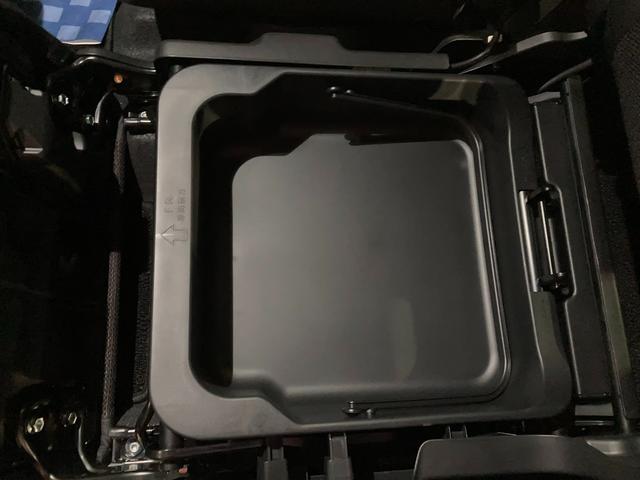 スペーシアカスタム カスタム　ＨＹＢＲＩＤ　ＸＳターボ　両側電動スライドドア　１５インチアルミ　オートライト　プッシュスタート　ステアリングヒーター　シートヒーター　オートエアコン　衝突被害軽減システム　アイドリングストップ　横滑り防止機能　衝突安全ボディ　盗難防止システム（37枚目）