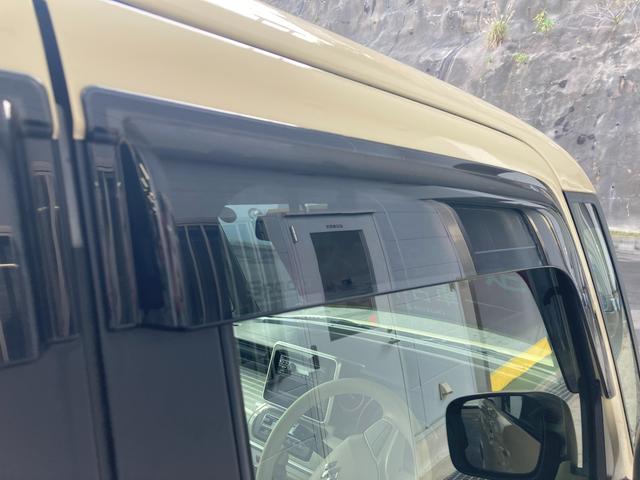 スペーシア HYBRID X 2型 両側電動スライドドア CDステレオ フルホイールキャップ オートライト プッシュスタート シートヒーター オートエアコン 衝突被害軽減システム アイドリングストップ USBソケット 横滑り防止機能 衝突安全ボディ 盗難防止システム(12枚目)