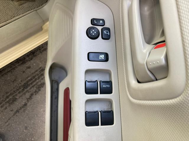 スペーシア HYBRID X 2型 両側電動スライドドア CDステレオ フルホイールキャップ オートライト プッシュスタート シートヒーター オートエアコン 衝突被害軽減システム アイドリングストップ USBソケット 横滑り防止機能 衝突安全ボディ 盗難防止システム(30枚目)