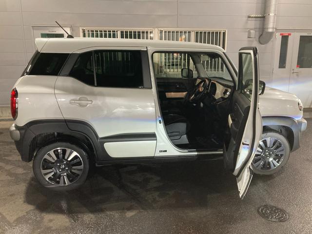 �h�A�J�����͍L�X�Ƃ��Ă���̂ŏ��~�肵�₷���ł���