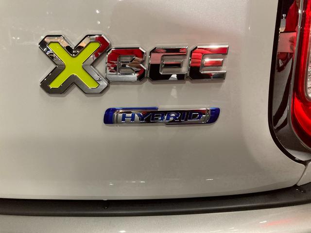 �y�}�C���h�n�C�u���b�h�z�������̃G�l���M�[�𗘗p���Ĕ��d���A��p�o�b�e���[�ɏ[�d�B�������ɂ́A���̓d�͂�p���ă��[�^�[�ŃG���W�����A�V�X�g���A�R�������}�����܂���