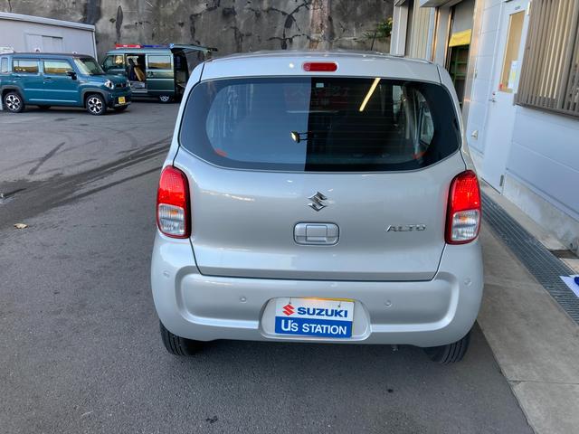 アルト Ｌ　２型　衝突被害軽減システム　アイドリングストップ　フルホイールキャップ　オートライト　電動格納ドアミラー　パワーウィンドウ　シートヒーター　横滑り防止機能　衝突安全ボディ　盗難防止システム　取扱説明書　メンテナンスノート（6枚目）