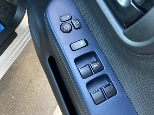 アルト Ｌ　２型　衝突被害軽減システム　アイドリングストップ　フルホイールキャップ　オートライト　電動格納ドアミラー　パワーウィンドウ　シートヒーター　横滑り防止機能　衝突安全ボディ　盗難防止システム　取扱説明書　メンテナンスノート（29枚目）