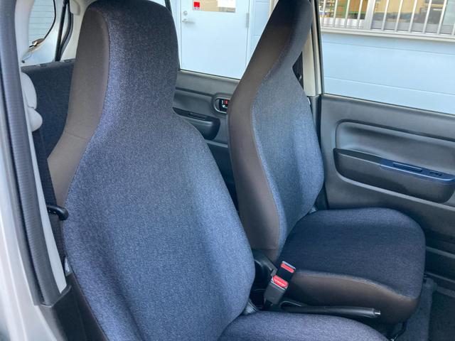 アルト Ｌ　２型　衝突被害軽減システム　アイドリングストップ　フルホイールキャップ　オートライト　電動格納ドアミラー　パワーウィンドウ　シートヒーター　横滑り防止機能　衝突安全ボディ　盗難防止システム　取扱説明書　メンテナンスノート（35枚目）