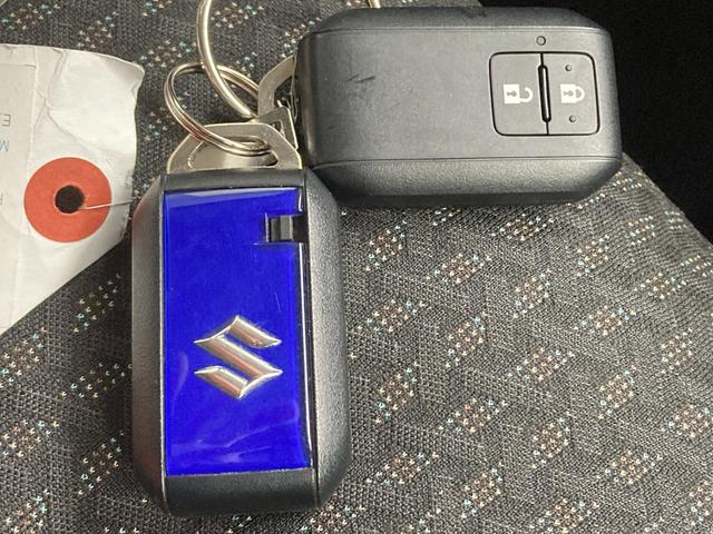 ハスラー ＨＹＢＲＩＤ　Ｇ　３型　衝突被害軽減システム　オートライト　１５インチスチールホイール　ＬＥＤライト　プッシュスタート　シートヒーター　オートエアコン　アイドリングストップ　横滑り防止機能　衝突安全ボディ　盗難防止システム　取扱説明書　メンテナンスノート（50枚目）