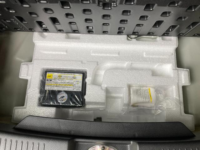 ハスラー HYBRID G 3型 ナビ 全方位カメラ シートヒーター 15インチスチールホイール オートライト プッシュスタート オートエアコン 衝突被害軽減システム アイドリングストップ 横滑り防止機能 衝突安全ボディ 盗難防止システム 取扱説明書 メンテナンスノート(51枚目)