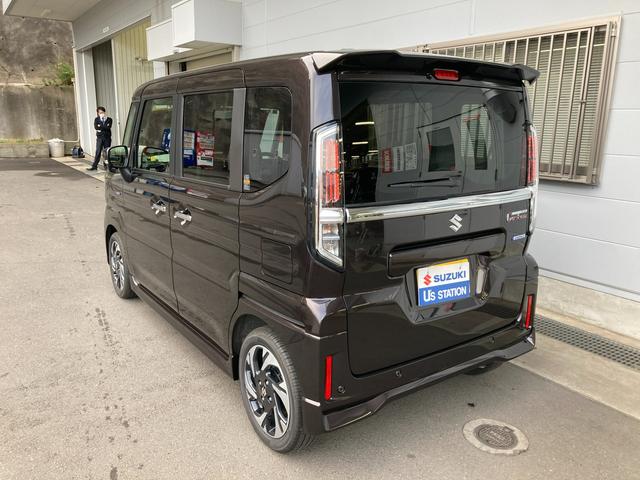 スペーシアカスタム カスタム　ＨＹＢＲＩＤ　ＸＳターボ　ナビ　全方位カメラ　１５インチアルミ　オートライト　両側電動スライドドア　プッシュスタート　シートヒーター　ステアリングヒーター　オートエアコン　衝突被害軽減システム　アイドリングストップ　横滑り防止機能　衝突安全ボディ（7枚目）