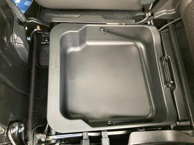 スペーシアカスタム カスタム　ＨＹＢＲＩＤ　ＸＳターボ　ナビ　全方位カメラ　１５インチアルミ　オートライト　両側電動スライドドア　プッシュスタート　シートヒーター　ステアリングヒーター　オートエアコン　衝突被害軽減システム　アイドリングストップ　横滑り防止機能　衝突安全ボディ（40枚目）