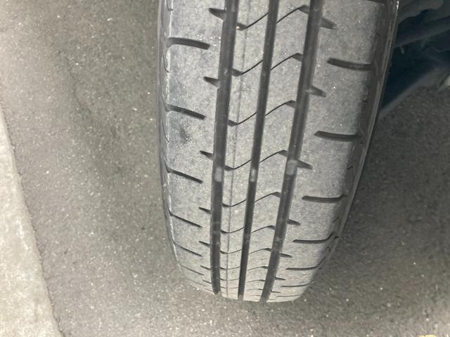 アルト Ｓ　３型　オートライト　ＣＤステレオ　ＥＴＣ　シートヒーター　スズキの大決算！２月７日から８日の２日間限定価格となります。当店が自信を持って販売する車がスタッフと共にお客様のご来店をお待ちしています！店舗へご来店いただける方のみ販売させて頂きます。（23枚目）