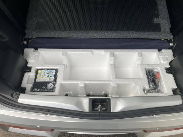 アルト Ｓ　３型　オートライト　ＣＤステレオ　ＥＴＣ　シートヒーター　スズキの大決算！２月７日から８日の２日間限定価格となります。当店が自信を持って販売する車がスタッフと共にお客様のご来店をお待ちしています！店舗へご来店いただける方のみ販売させて頂きます。（44枚目）