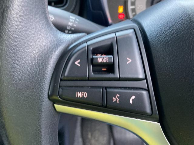 �y�X�e�A�����O�I�[�f�B�I�X�C�b�`�z�i�r�Q�[�V�������̑�����n���h�����������܂܏o���ĕ֗��ł���