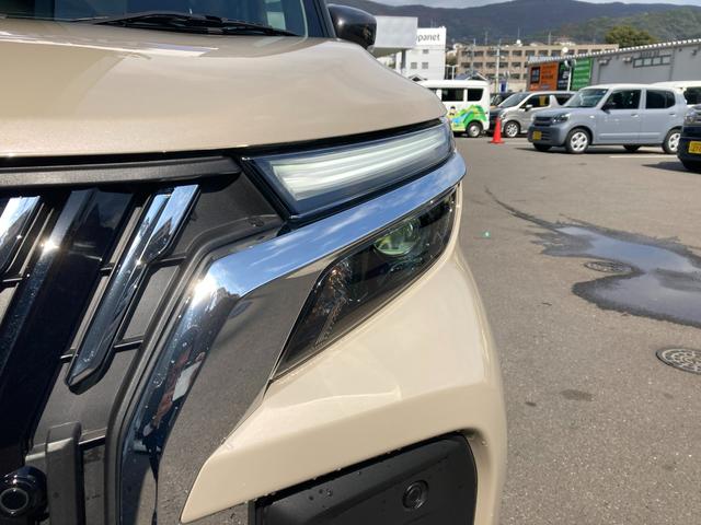 �w�b�h���C�g��