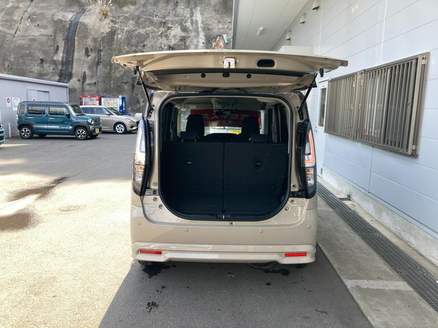 �o�b�N�h�A�J������