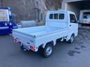 キャリイトラック ＫＣエアコン・パワステ　７型　４ＷＤ　ＡＭ／ＦＭラジオ　１２インチ　スペアタイヤ　５速ＭＴ　オートライト　パワーウィンドウ　衝突被害軽減システム　アイドリングストップ　横滑り防止機能　衝突安全ボディ　取扱説明書　メンテナンスノート（5枚目）