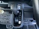 【ＣＶＴ】低速から中速域ではショックの少ないスムーズな加速を実現。高速域では回転数を抑え、燃費の向上に貢献します。