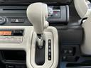 【CVT】低速から中速域ではショックの少ないスムーズな加速を実現。高速域では回転数を抑え、燃費の向上に貢献します。
