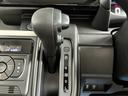 【ＣＶＴ】低速から中速域ではショックの少ないスムーズな加速を実現。高速域では回転数を抑え、燃費の向上に貢献します。