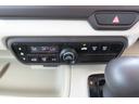 Ｇ・Ｌホンダセンシング　ホンダセンシング　左側電動スライドドア　スマートキー　プッシュスタート　オートエアコン　純正１４インチアルミホイール　プライバシーガラス（29枚目）