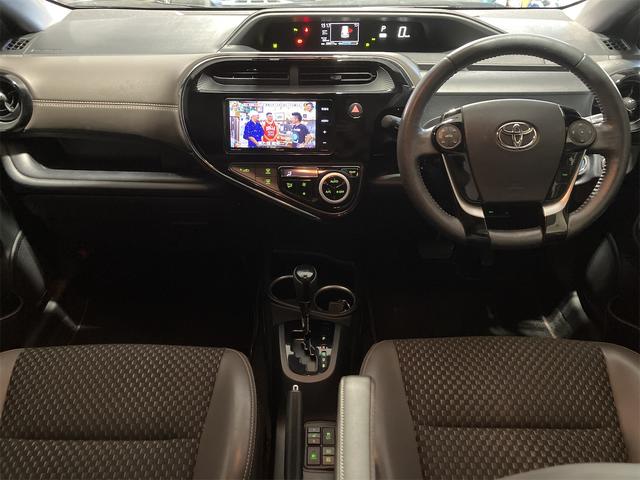 アクア クロスオーバー グラム ドライブレコーダー ETC バックカメラ ナビ TV レーンアシスト 衝突被害軽減システム アルミホイール オートマチックハイビーム オートライト スマートキー 電動格納ミラー シートヒーター CVT(2枚目)