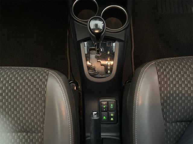 アクア クロスオーバー グラム ドライブレコーダー ETC バックカメラ ナビ TV レーンアシスト 衝突被害軽減システム アルミホイール オートマチックハイビーム オートライト スマートキー 電動格納ミラー シートヒーター CVT(8枚目)