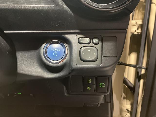 アクア クロスオーバー グラム ドライブレコーダー ETC バックカメラ ナビ TV レーンアシスト 衝突被害軽減システム アルミホイール オートマチックハイビーム オートライト スマートキー 電動格納ミラー シートヒーター CVT(9枚目)