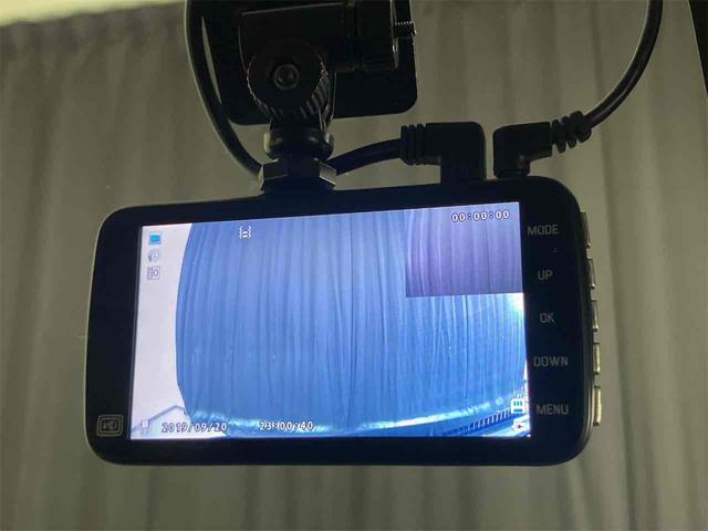 ルーミー カスタムＧ　ドライブレコーダー　ＥＴＣ　ナビ　ＴＶ　両側電動スライドドア　クリアランスソナー　オートクルーズコントロール　衝突被害軽減システム　アルミホイール　オートマチックハイビーム　オートライト（11枚目）