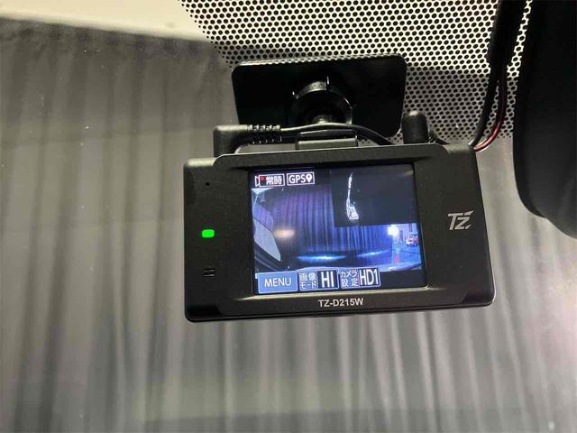 ノア Ｚ　ドライブレコーダー　全周囲カメラ　ナビ　ＴＶ　クリアランスソナー　オートクルーズコントロール　レーンアシスト　パークアシスト　衝突被害軽減システム　両側電動スライドドア　オートマチックハイビーム（4枚目）