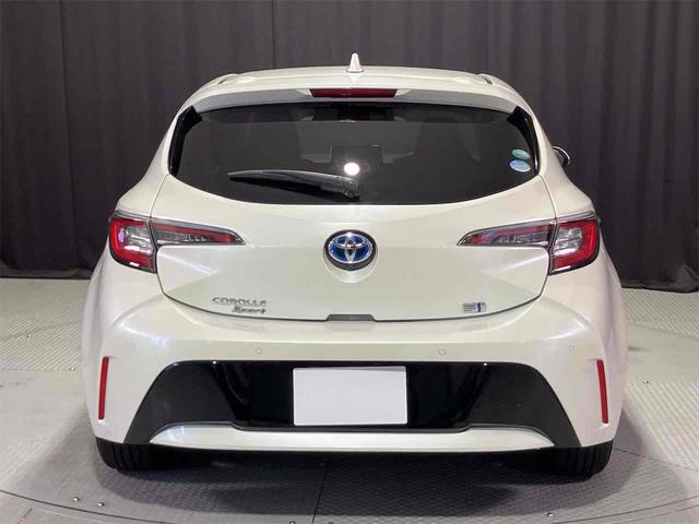 カローラスポーツ ハイブリッドＧ　ＥＴＣ　バックカメラ　ナビ　クリアランスソナー　オートクルーズコントロール　レーンアシスト　アルミホイール　オートマチックハイビーム　オートライト　スマートキー　電動格納ミラー　ＣＶＴ　ＥＳＣ　ＵＳＢ（16枚目）