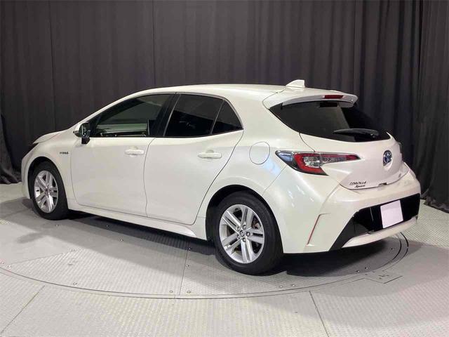 カローラスポーツ ハイブリッドＧ　ＥＴＣ　バックカメラ　ナビ　クリアランスソナー　オートクルーズコントロール　レーンアシスト　アルミホイール　オートマチックハイビーム　オートライト　スマートキー　電動格納ミラー　ＣＶＴ　ＥＳＣ　ＵＳＢ（17枚目）