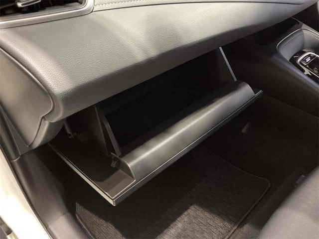 カローラスポーツ ハイブリッドＧ　ＥＴＣ　バックカメラ　ナビ　クリアランスソナー　オートクルーズコントロール　レーンアシスト　アルミホイール　オートマチックハイビーム　オートライト　スマートキー　電動格納ミラー　ＣＶＴ　ＥＳＣ　ＵＳＢ（36枚目）