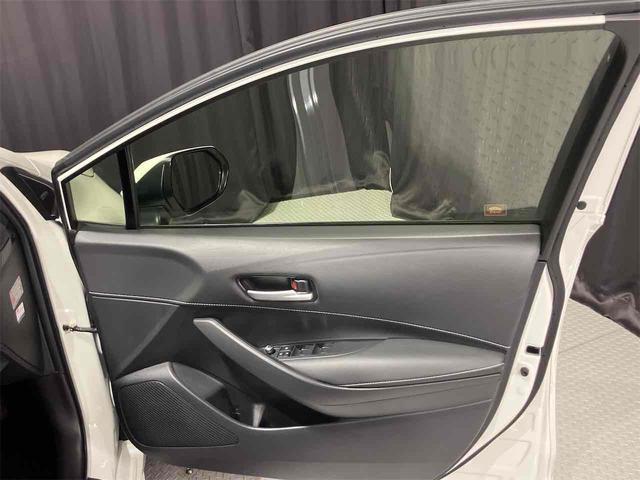 カローラスポーツ ハイブリッドＧ　ＥＴＣ　バックカメラ　ナビ　クリアランスソナー　オートクルーズコントロール　レーンアシスト　アルミホイール　オートマチックハイビーム　オートライト　スマートキー　電動格納ミラー　ＣＶＴ　ＥＳＣ　ＵＳＢ（48枚目）