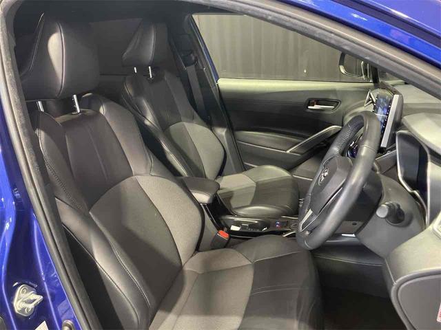 カローラクロス ハイブリッド　Ｚ　ドライブレコーダー　全周囲カメラ　オートクルーズコントロール　レーンアシスト　パワーシート　衝突被害軽減システム　ナビ　ＴＶ　オートマチックハイビーム　オートライト　ＬＥＤヘッドランプ（42枚目）