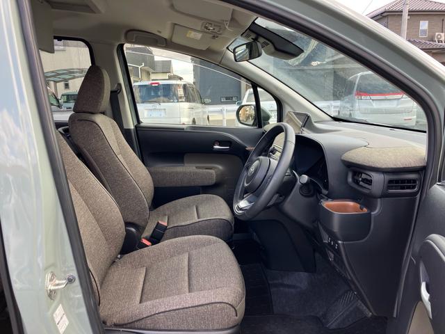 シエンタ Ｚ　両側電動スライドドア　パノラミックビューモニター　ナビ　フルセグテレビ　クリアランスソナー　スマートキー　プッシュスタート　衝突被害軽減システム（34枚目）