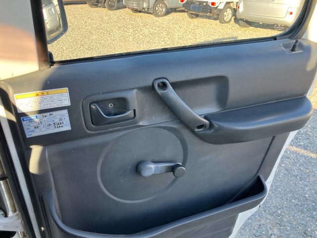 キャリイトラック 　Ｅゲートリフター　４ＷＤ　実走行５１，６８５キロ（32枚目）