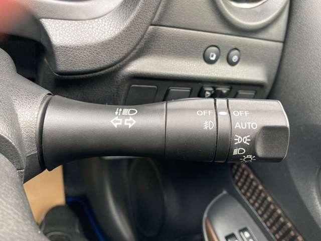 ノート 1.2 e-POWER メダリスト 純正メモリーナビ・フルセグTV・アラウンド 被害軽減ブレーキ TVナビ ドライブレコーダ バックモニター クルコン インテリキー アイドリングストップ 盗難防止装置 LEDランプ 車線逸脱警報システム キーフリー アルミホイール ETC 記録簿(20枚目)