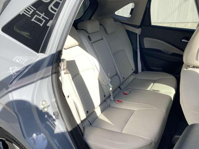 オーラ 1.2 G FOUR レザーエディション 4WD 寒冷地仕様・NCナビ・アラウンドビューモニ ワンオ-ナ-車 LKA 追従クルコン LEDライト バックモニター ドライブレコーダー インテリキー 寒冷地仕様 4WD ETC アルミ 記録簿 サイドカメラ 盗難警報器 キーレスエントリー ナビTV(15枚目)