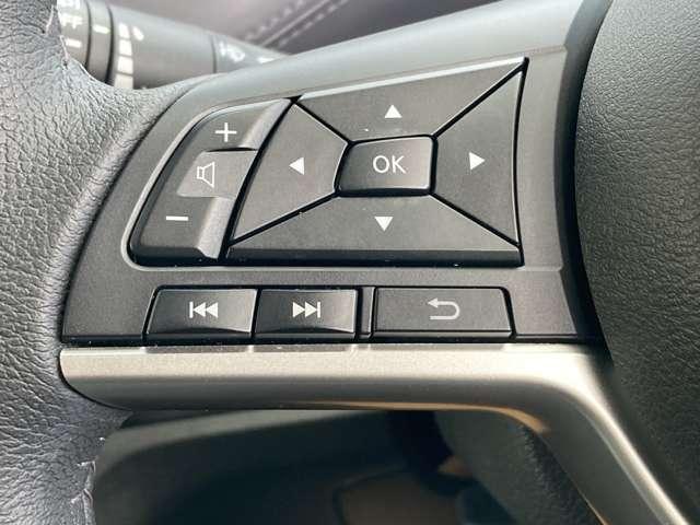 セレナ ２．０　ハイウェイスター　Ｖ　大画面ナビ・後席モニター・前後ドラレコ・　サイドエアバッグ　アラウンドビュ－　１オナ　アルミ　衝突被害軽減　ＬＤＰ　エアバッグ　両側オートスライドドア　ＬＥＤライト　インテリジェントキー　点検記録簿　サイドカメラ　メモリーナビ　ナビＴＶ（9枚目）