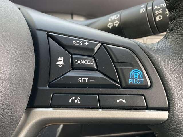 セレナ ２．０　ハイウェイスター　Ｖ　大画面ナビ・後席モニター・前後ドラレコ・　サイドエアバッグ　アラウンドビュ－　１オナ　アルミ　衝突被害軽減　ＬＤＰ　エアバッグ　両側オートスライドドア　ＬＥＤライト　インテリジェントキー　点検記録簿　サイドカメラ　メモリーナビ　ナビＴＶ（10枚目）