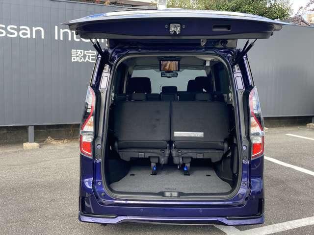 セレナ ２．０　ハイウェイスター　Ｖ　大画面ナビ・後席モニター・前後ドラレコ・　サイドエアバッグ　アラウンドビュ－　１オナ　アルミ　衝突被害軽減　ＬＤＰ　エアバッグ　両側オートスライドドア　ＬＥＤライト　インテリジェントキー　点検記録簿　サイドカメラ　メモリーナビ　ナビＴＶ（15枚目）