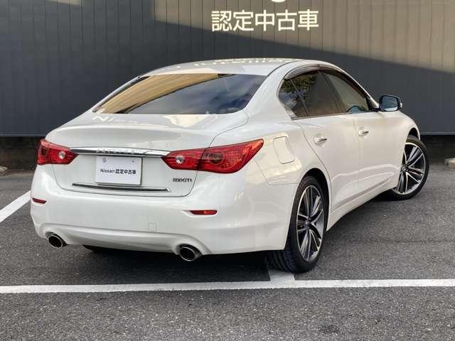 スカイライン ２．０　２００ＧＴ－ｔ　メーカーナビ・フルセグＴＶ・バックカメラ・　ＨＤＤナビ　Ｒカメラ　ワンセグ　アルミホイール　キーレス　クルコン　オートエアコン　ＡＢＳ　インテリキー　アイドリングストップ　盗難防止システム　ＥＴＣ　ＬＥＤヘッド（2枚目）