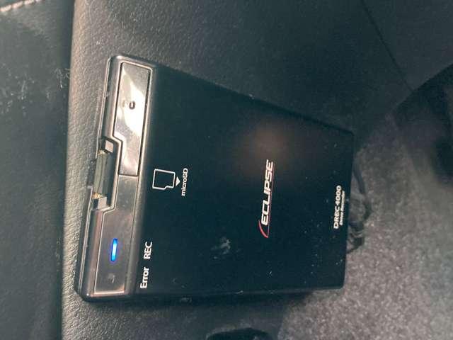 スカイライン ２．０　２００ＧＴ－ｔ　メーカーナビ・フルセグＴＶ・バックカメラ・　ＨＤＤナビ　Ｒカメラ　ワンセグ　アルミホイール　キーレス　クルコン　オートエアコン　ＡＢＳ　インテリキー　アイドリングストップ　盗難防止システム　ＥＴＣ　ＬＥＤヘッド（18枚目）