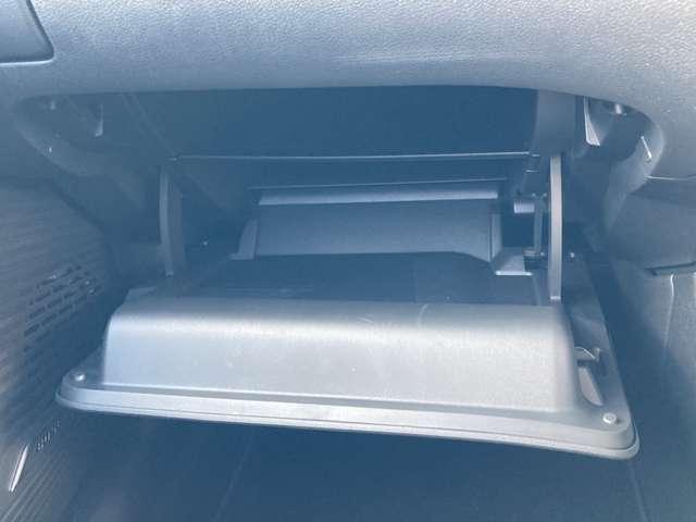 オーラ １．２　Ｇ　ＮｉｓｓａｎＣｏｎｎｅｃｔナビ・アラウンドビューモニ　フルセグテレビ　ハイビームアシスト　ＥＴＣ車載器　アルミ　展示試乗車ＵＰ　ＬＤＷ　ＬＥＤライト　バックモニター　エアバッグ　サイドエアバッグ　ＰＷ（17枚目）